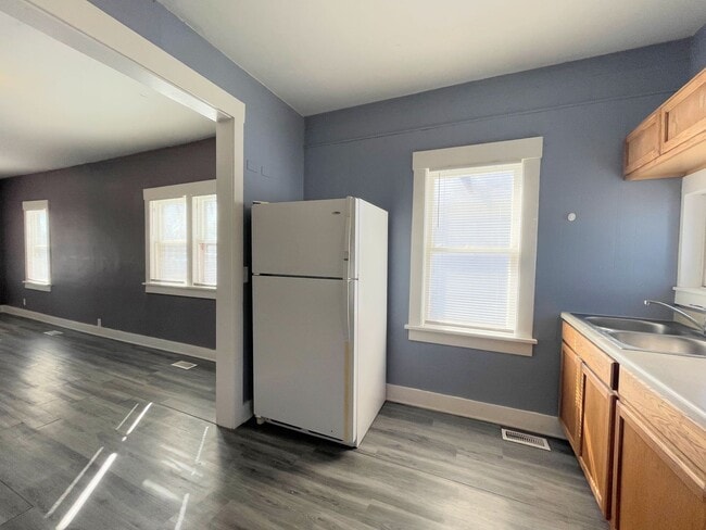 Photo - 2 bedroom home with garage