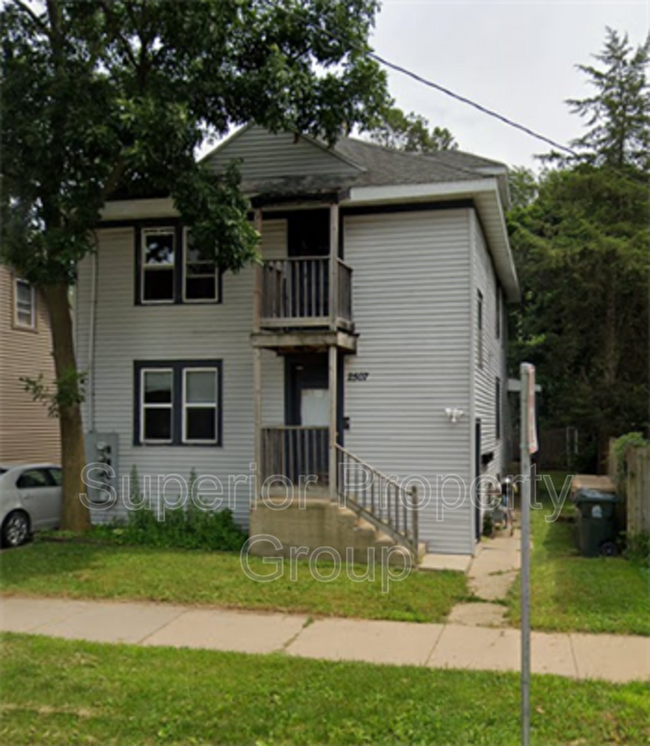 Building Photo - 2507 E Johnson St Unit 2 Rental
