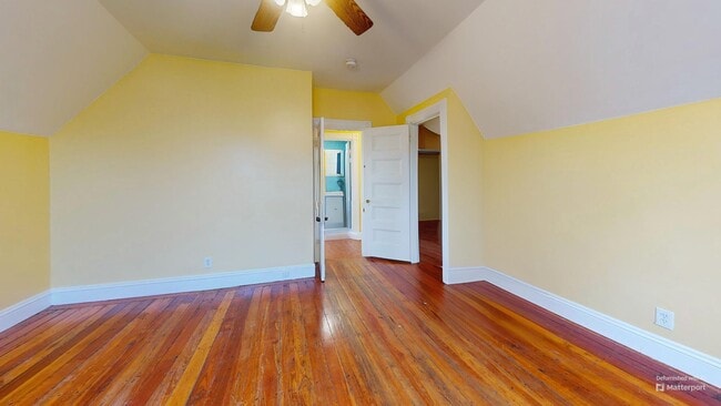 Photo - 72 Clinton St