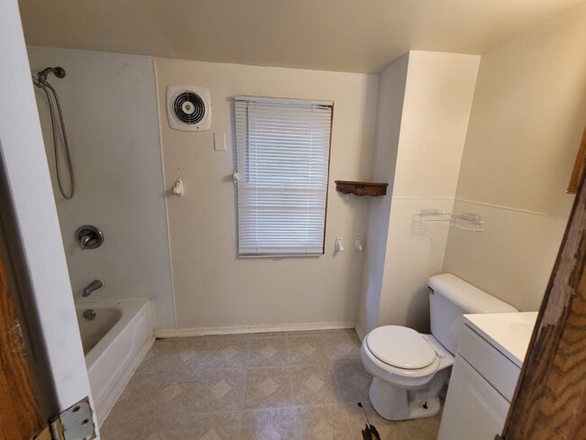 Photo - 347 4th Ave S Unit 1