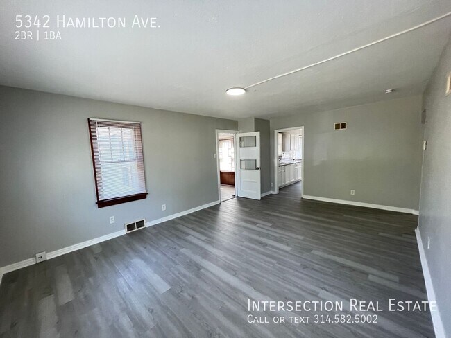 5342 Hamilton Ave
