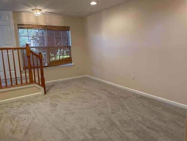 2 Tottenham Ct