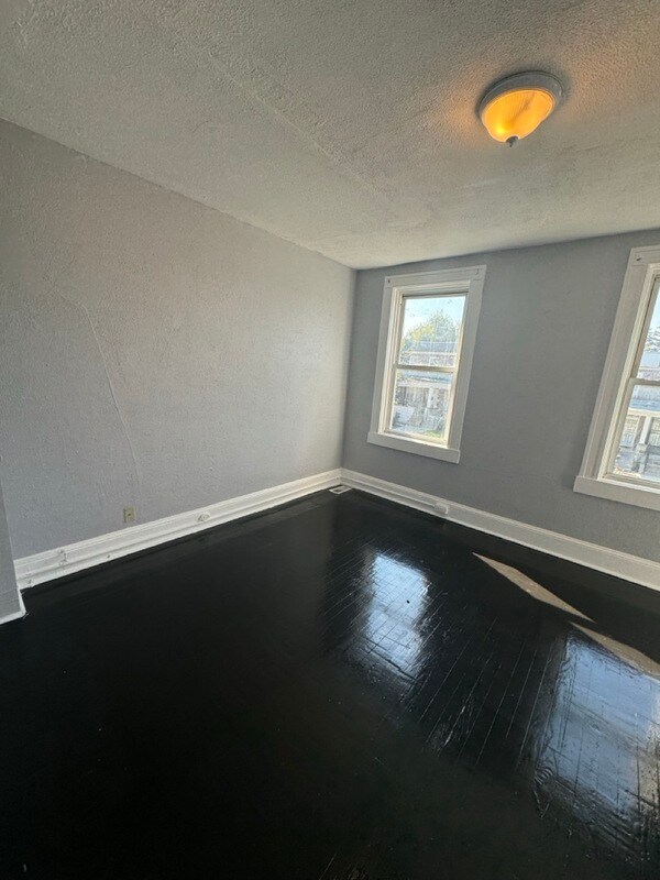 4104 Rollins Ave House House Rental in Baltimore, MD