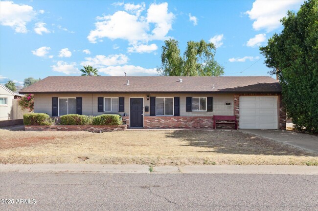 Photo - 6031 N 17th St House