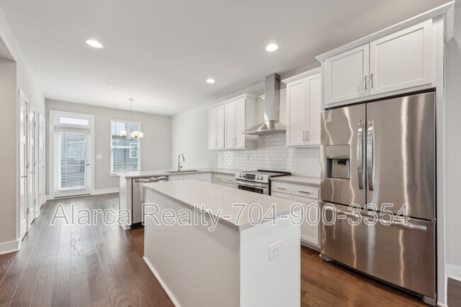 Photo - 1311 Millpark Ln