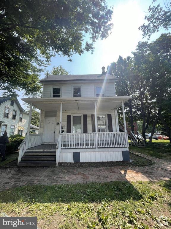 Building Photo - 41 S Governors Ave Unit B Rental