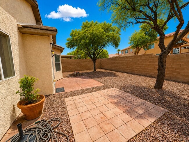 Photo - 2924 Dotted Wren Ave
