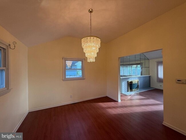 Photo - 118 Spring House Rd