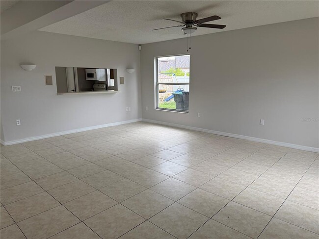 Photo - 1826 Clacton Dr
