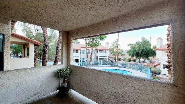 Photo - 825 Rock Springs Dr Unit #202