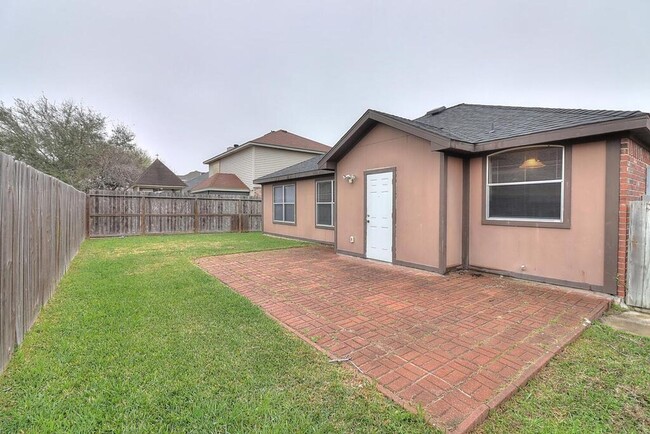 Photo - 7933 Elk Dr