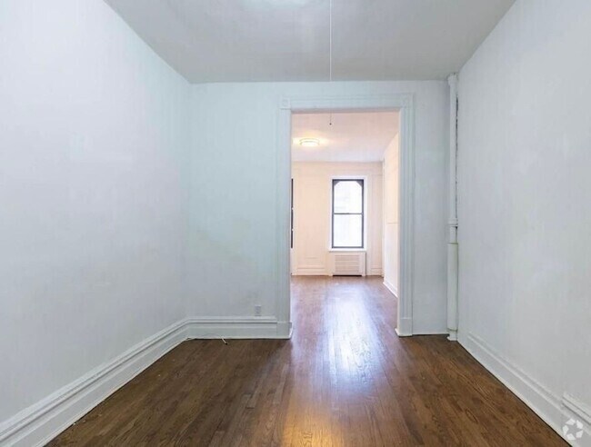 Building Photo - EAST 89 Rental