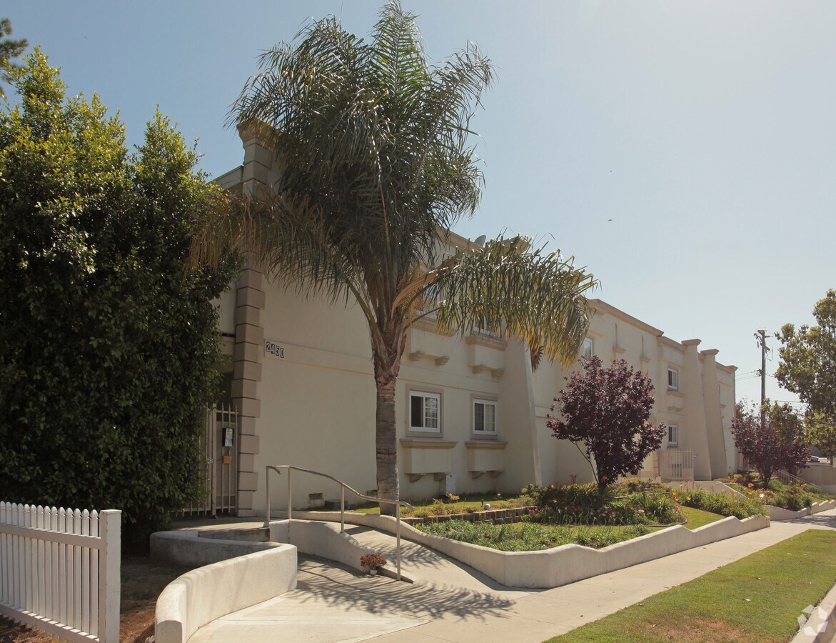 Photo - Southbay Shores Apartments