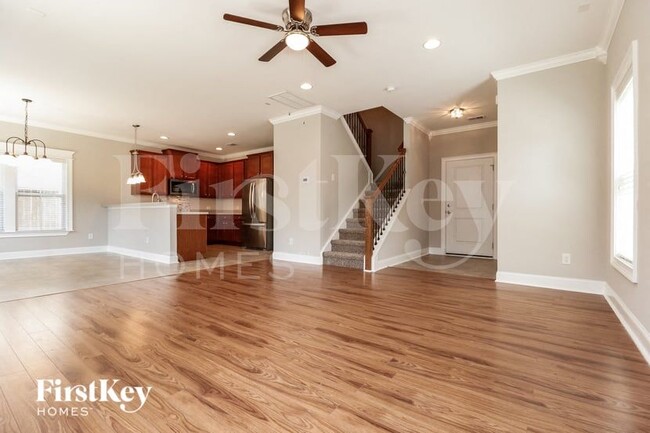 Photo - 3851 Annapolis Way