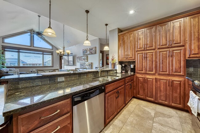 Photo - 2478 N Old Mill Loop Unit SI FL3-ID1542955P