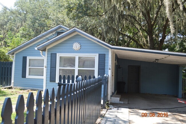 Building Photo - 1115 Hickory Ave