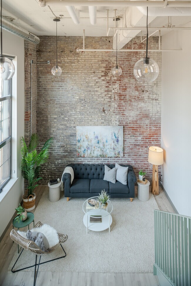 The 22 Apartments