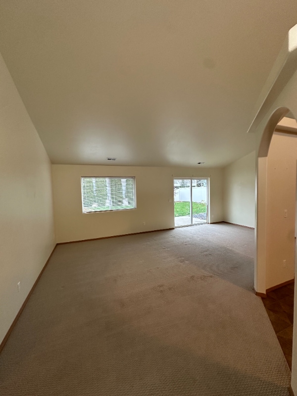 Photo - 7722 N Maple St