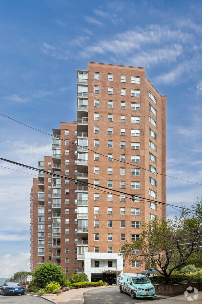 Photo - River Terrace Apartments