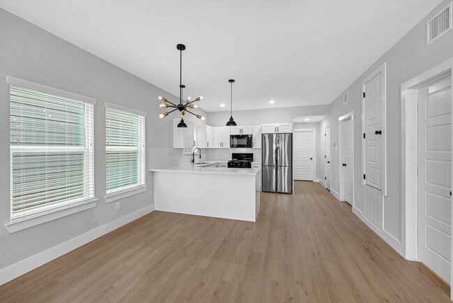 Photo - 3312 Bacchus St