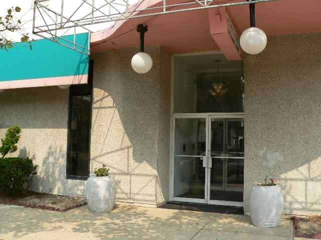 Photo - Landmark Towers