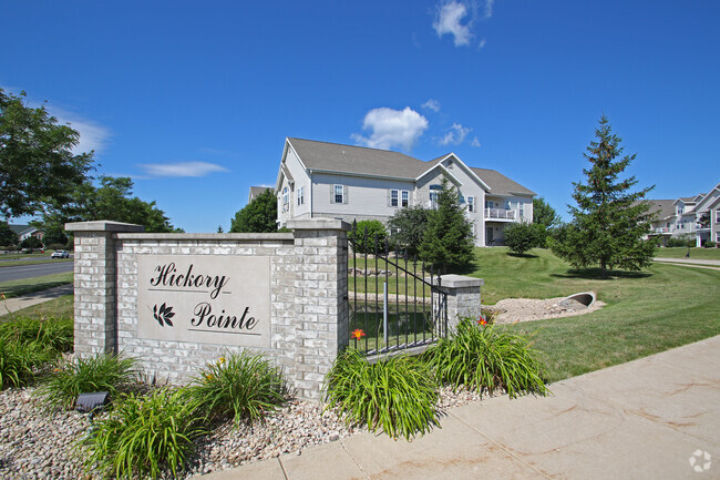 Building Photo - Hickory Pointe Rental