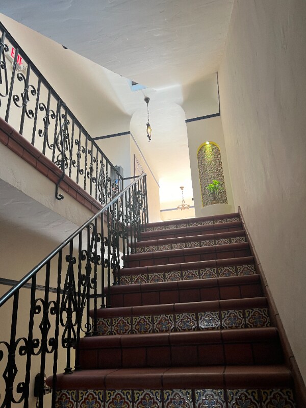 Photo - 420 S Detroit St Unit 8