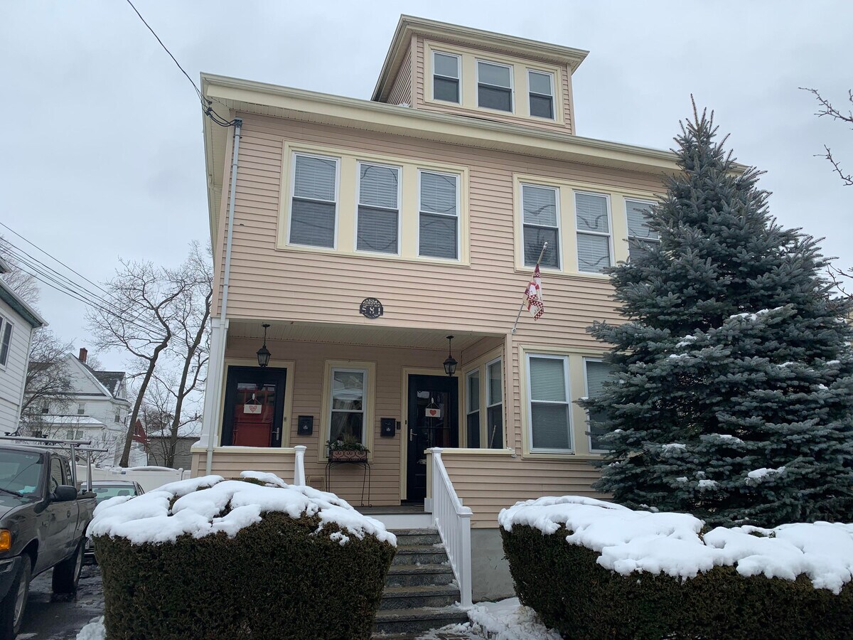 Photo - 581 Highland Ave Unit 2