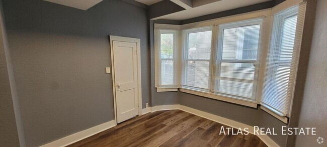 Building Photo - Receive One Month Free Rent At Move-In! Co... Unit 1 Rental