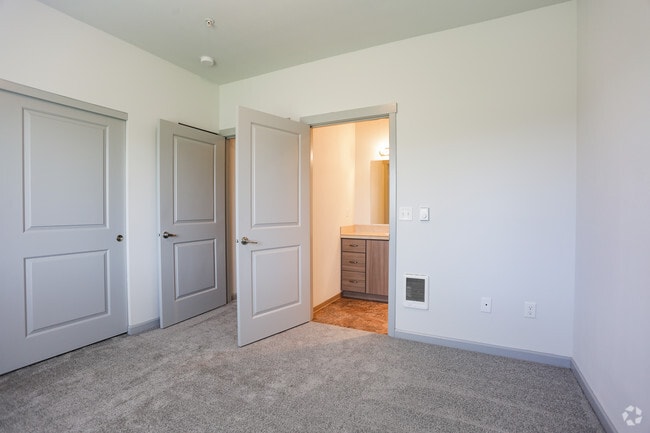 Photo - Reserve at Hawk's Ridge