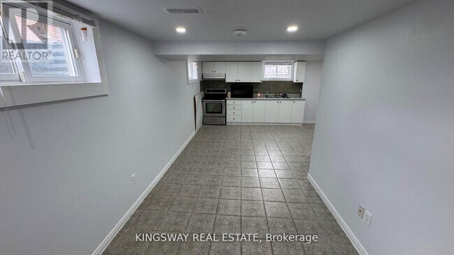 Photo - 65 Park Crescent