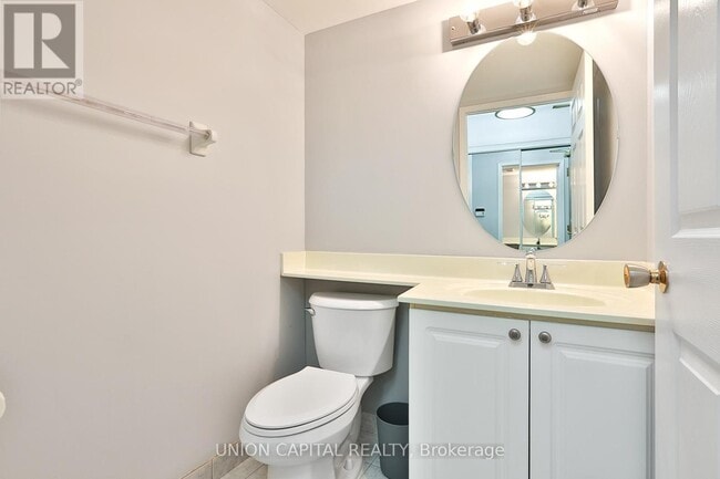 Photo - 17 Michael Power Pl Unit 710