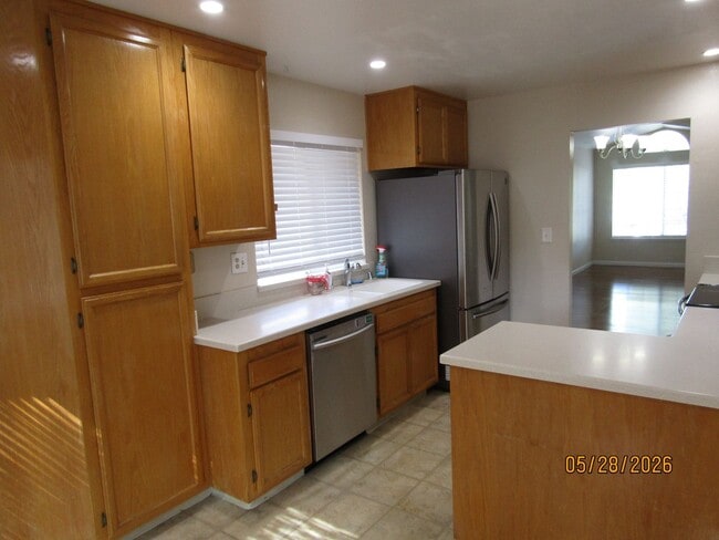 Photo - Beautiful single story 3 bedroom house with large back yard. Private cul- de- sac. Bonus office/ ...