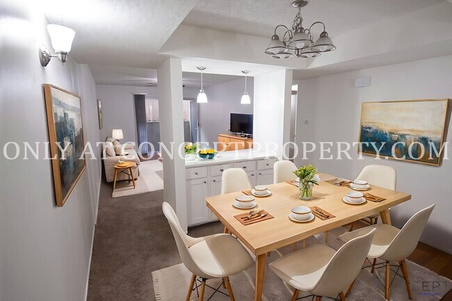 Photo - Foothill Terrace Apartments