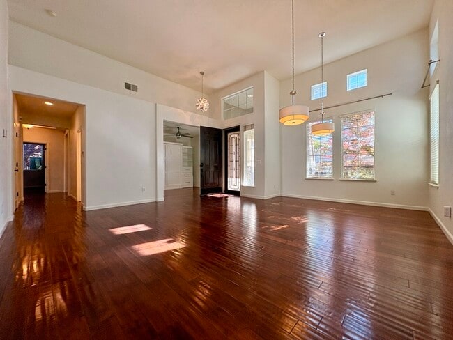 Photo - Beautiful 4 Bedroom with a large Pool! Located in Roseville close to a park!