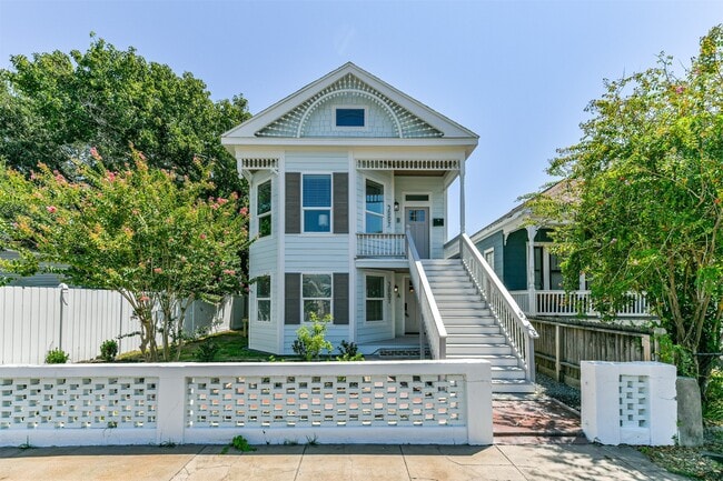 Building Photo - 3007 Avenue Q Rental