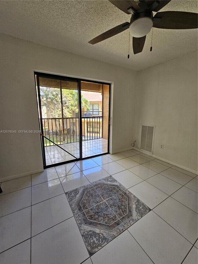 6580 W 27th Ct Unit 58-24