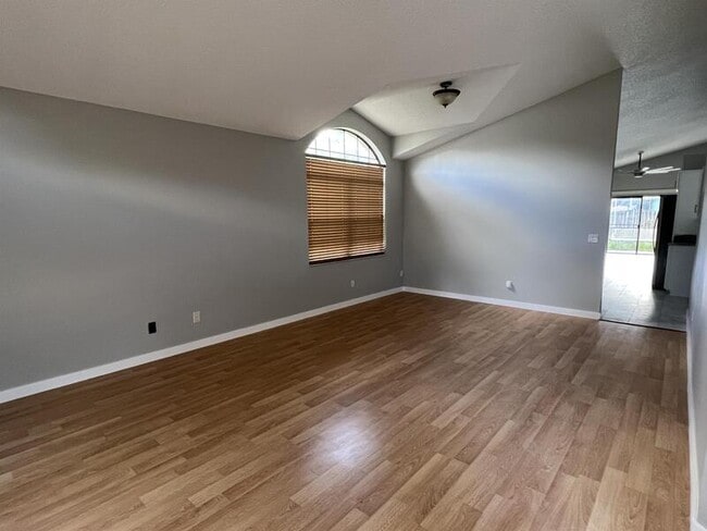 Photo - 2153 River Park Blvd