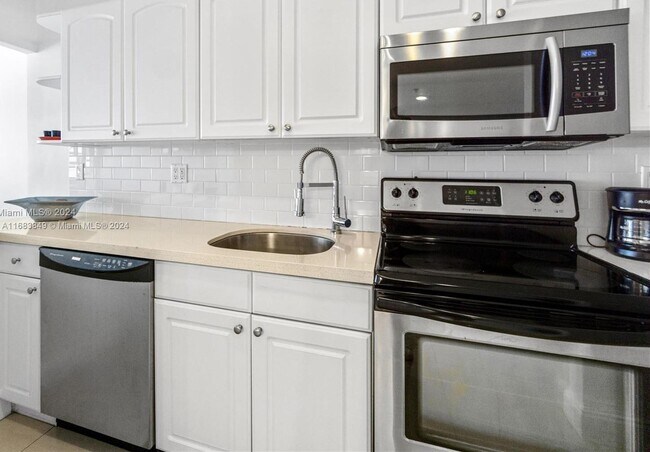 Photo - 100 Lincoln Rd Unit 1503