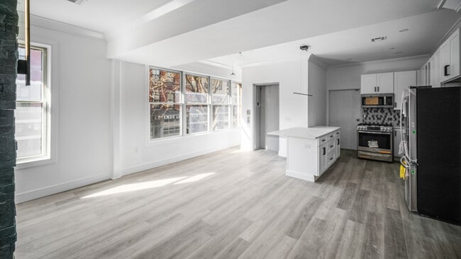 Photo - 5 Washington St