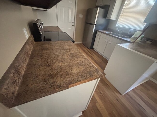 Photo - Knoxville 37915 - 4 bedroom 2 bath - call Howard Grower 865-705-0969