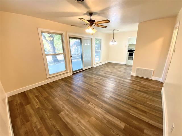 Photo - 5504 Winifred Dr