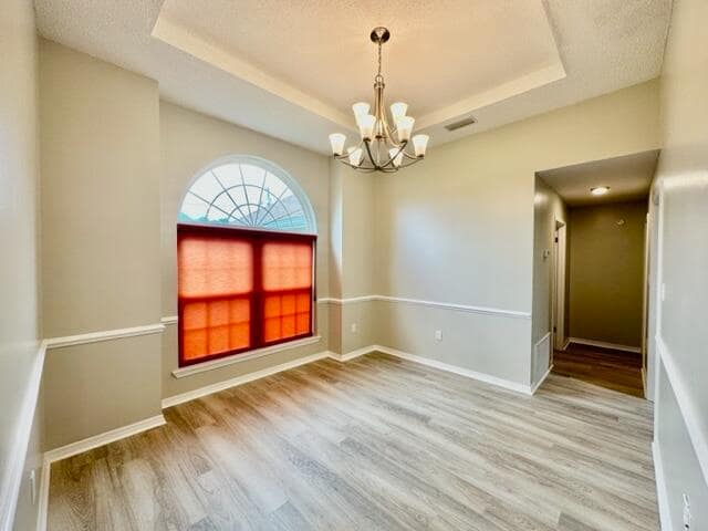 Photo - 519 E Timberlake Dr
