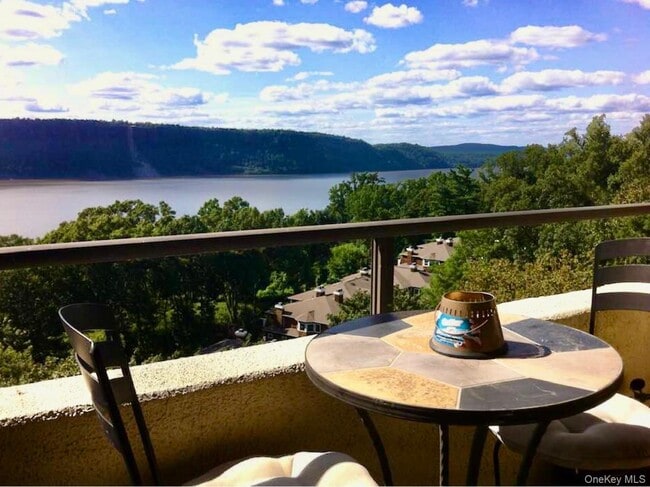 Photo - 1 David Ln Unit 7L