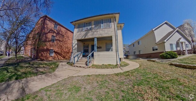 Building Photo - 1 Block from KSU Campus + 2 Kitchens + Rec... Rental