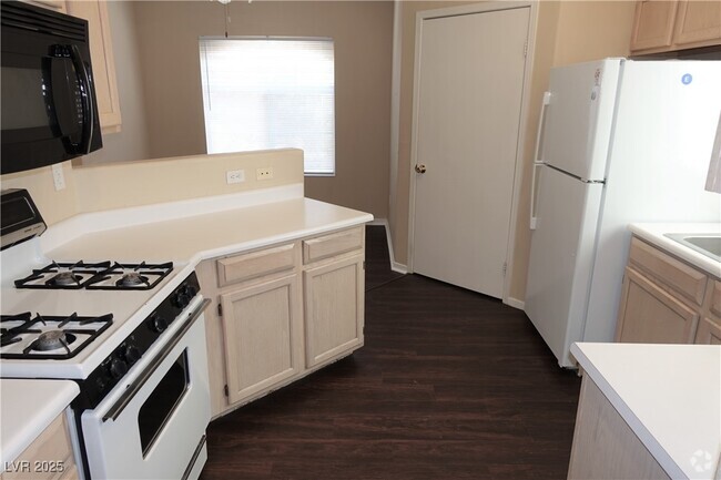 Building Photo - 9000 S Las Vegas Blvd Unit 2040 Rental