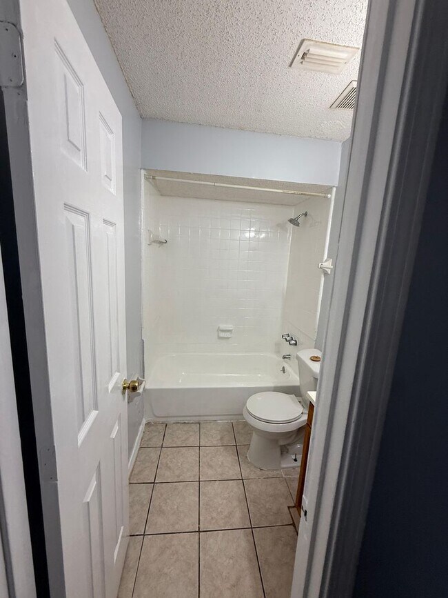 Photo - 3997 Leonnie Rd Unit 2