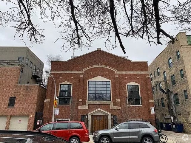 Building Photo - 3142 N Racine Ave Unit 06 Rental