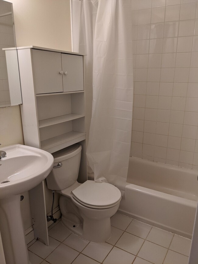Photo - 79 Phillips St Unit 2