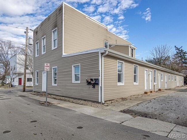 Building Photo - 116 N Long St Rental